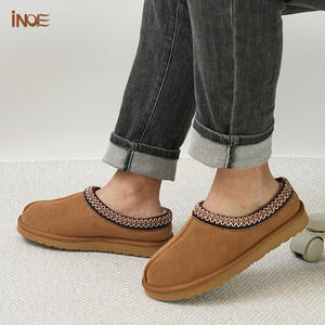 Bottes <span class=keywords><strong>de</strong></span> neige d'hiver décontractées pour hommes Double face en <span class=keywords><strong>peau</strong></span> <span class=keywords><strong>de</strong></span> <span class=keywords><strong>mouton</strong></span> en cuir <span class=keywords><strong>de</strong></span> <span class=keywords><strong>mouton</strong></span> laine doublée <span class=keywords><strong>de</strong></span> fourrure douce imperméable thermique chaussures chaudes ethniques - Product Image 1