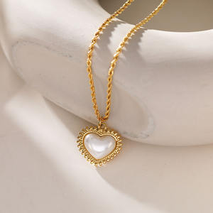 Collana di perle d'amore placcata <span class=keywords><strong>oro</strong></span> luccicante <span class=keywords><strong>oro</strong></span> 14K elegante ciondolo di perle minimaliste girocollo da donna regolabile - Product Image 2