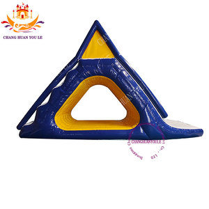 Scivolo triangolare gonfiabile parco acquatico trampolino triangolo scivolo <span class=keywords><strong>per</strong></span> adulti e bambini - Product Image 2