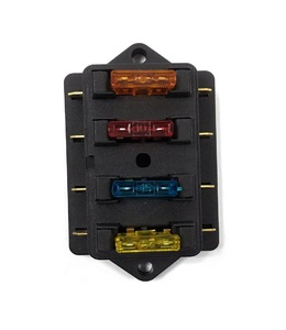 4 Yollu Sigortalı Dağıtım Bloğu 12V DC <span class=keywords><strong>Panel</strong></span> Montajlı Otomotiv Araba Su Geçirmez Bıçak Sigorta Tutucu Koruyucu Kapaklı - Product Image 3