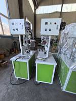 Machine à souder à tête unique pour pliage latéral