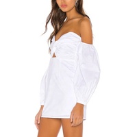 Robe Mini Femme Blanche Unie à Manches Longues, Coupe Bodycon, Épaules Dénudées, Froncée, 100% Coton, Tendance Été, Vente en Gros