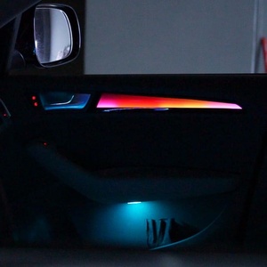 Kit d'éclairage RGBW pour l'intérieur de voiture avec boîtier de contrôle via connexion OBD et installation facile en plug-and-play - Product Image 1