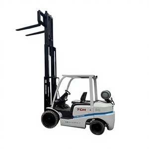Montacargas Diésel TCM Usado de 3, 5 y 7 Toneladas con Mástil de Dos Etapas y Motor, Precio Competitivo en Venta - Product Image 1
