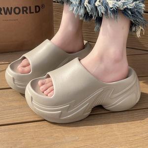 2025 nuevas sandalias de plataforma con punta cerrada para mujer, chanclas de EVA antideslizantes con aumento de altura de 5CM, zapatillas de playa para el hogar, Chanclas de suela gruesa - Product Image 6