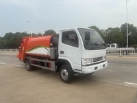 Camion Compacteur de Déchets d'Occasion Euro 3 Dongfeng 4X2 avec Boîte de Vitesses Manuelle, Moteur Diesel, Télécommande, Bac à Déchets 10-12m, Exportation