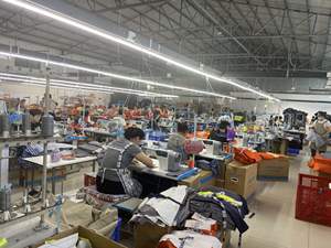 Sweat à capuche ignifuge noir camouflage FRC9431, fabriqué au Henan, pour la protection contre les incendies par temps froid et le travail industriel - Product Image 6