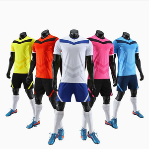 Camiseta <span class=keywords><strong>de</strong></span> Fútbol Profesional Transpirable al 100% <span class=keywords><strong>de</strong></span> Poliéster, la Más Popular, al por Mayor - Product Image 4