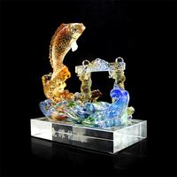 Liuli cristal sculpté cadeau d'affaires Feng Shui Sculpture de poisson carpe sautant par-dessus Dragon Gate verre matériel