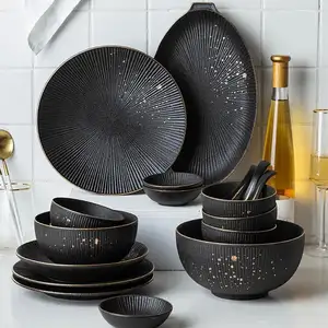 定制设计豪华陶瓷餐厅碗盘子餐具套装家居餐具哑光黑色陶瓷餐具套装