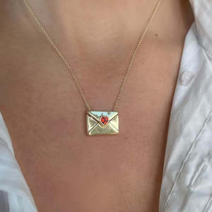Gioielli per Donne Collana a Cuore in Acciaio Inossidabile con Incisione 'Love You' Placcata Oro per San Valentino - Product Image 3