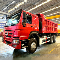 Construction robuste gauche droite Drive19 m3 auto chargement 6x4 8x4 6x6 Sinotruk Howo camion à benne basculante