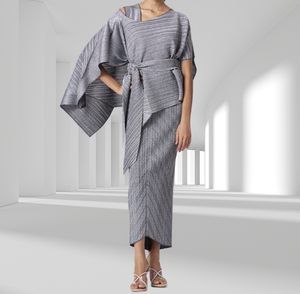 Ensemble de robes longues de luxe deux pièces pour femme, directement de l'usine, avec haut doré uni, tenue de soirée élégante plissée avec ceinture - Product Image 1