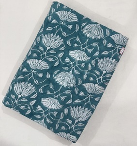 100% tela de algodón orgánico con estampado de bloques a mano, traje ligero multiusos, camisa, bolso de vestir y cortina para niños y niñas - Product Image 1