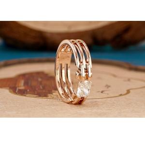 แหวนเพชรทรงเรเดียนท์คัท ดีไซน์ทันสมัย สวยหรู สำหรับผู้หญิงและผู้ชาย เหมาะสำหรับโอกาสพิเศษ - Product Image 1