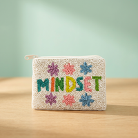 Porte-monnaie carré tendance brodé de perles avec fermeture éclair, mini-portefeuille fait main pour usage quotidien, pochette à monnaie, cadeau idéal pour femme