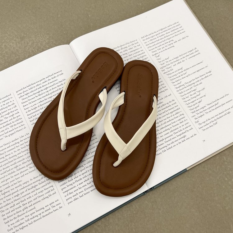 Wholesale Girls Leather PU Slipper Women Shoes Summer Sandals Flat Flip Flops Slippers