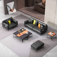 Canapé de salon de bureau haut de gamme avec fauteuil assorti et repose-pieds coordonné pour les intérieurs professionnels