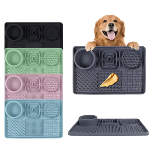 Top Rankings Silicone <b>Pet</b> Licking Mat Cat Dog Slow Food Bowl Feeding Mat Suction Cup Folding <b>Pet</b> Food Placemat - Product Image 1