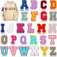 Haute qualité petit coloré 7cm Chenille A-z Alphabet lettres fer sur patchs autocollants fer Antique sur Alphabet Patch feutre