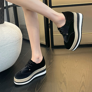 Nuevas Zapatillas Oxford de Plataforma de Ante Sintético para Mujer con Punta Redonda y Cordones, Estilo Británico Casual, Ligeras y con Suela Gruesa - Product Image 4