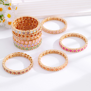 Bracelet large élastique de luxe pour femme, plaqué or, avec étoiles multicolores incrustées de cristaux AB, accessoires de fête - Product Image 3