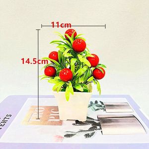Plantes artificielles en pot, petit bonsaï en plastique, fruit de la fortune, décoration pour la maison, le bureau ou comme ornement de bureau. - Product Image 2