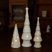 Nouvel Ornement en Céramique avec Lumières LED, Maison de Noël, Design Creux Européen, pour Décoration de Bureau, en Stock.