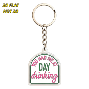 Llavero de acrílico con la frase divertida 'You Had Me At Day Drinking', tipografía rosa y verde, colgante transparente con diseño de bar humorístico - Product Image 1