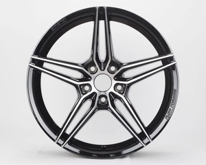 Nuevo Rueda de Alambre Recta de 20x8 Pulgadas con 100 Radios, Llanta de Alambre de Acero Triple Dorado Estándar, Incluye 2 Spinners y Adaptador - Product Image 1