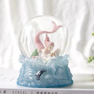 Globo de Nieve Personalizado con Diseño de <span class=keywords><strong>Sirena</strong></span> y Animales, Pintado a Mano, Base de Resina con Olas del Océano, Faro, Globo de Agua de Fantasía, 10 cm - Product Image 5