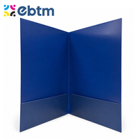 Porte-documents A4 en carton avec deux pochettes, finition mate bleu marine pour les entreprises