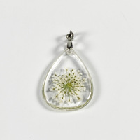 Bijoux bohèmes pendentif en alliage de cristal amour coeur collier jaune fleur séchée pendentif acrylique collier géométrique