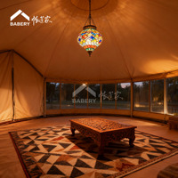 Tentes d'hébergement de luxe de style arabe, design moderne, intérieurs personnalisés et solutions complètes pour les stations de glamping écologiques