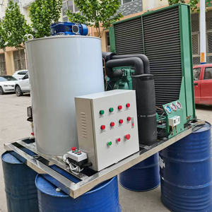 Machine à glaçons tubulaires mobiles pour les événements en plein air et les chantiers de construction - Product Image 6