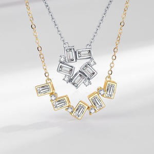 Collier de grande roue en zircon incrusté de cuivre pour femmes ins design de luxe léger sens senior d'une paire de bijoux de chaîne de clavicule - Product Image 2