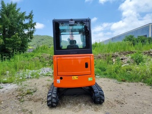 Nouvel Arrivage 2026 Livraison Gratuite Équipement de fouilles funéraires Mini-pelles sur chenilles de 2 tonnes certifiées CE avec moteur Kubota - Product Image 4