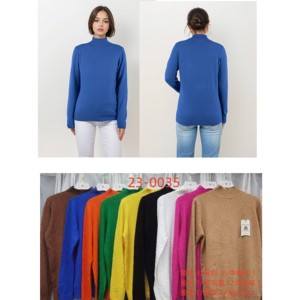 Maglione a collo alto da donna in più colori sottile alla moda con etichetta frontale per gli ordini all'ingrosso e all'ingrosso autunnali e invernali - Product Image 1