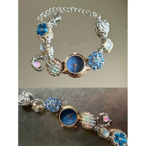 Reloj de Pulsera con Encanto Retro, Tono Dorado, Cuarzo, con Dijes Coloridos y Delicados para Mujer, Regalo Informal Diario, Joyería - Product Image 5