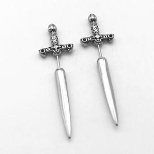 Boucles d'oreilles clous personnalisées pour hommes en acier inoxydable 316L, étanches, hypoallergéniques, style gothique, épée, vintage, punk rock pour hommes - Product Image 5