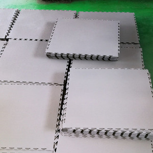 กระเบื้องปูพื้นโรงรถแบบคลิ๊กล็อค PVC ผิวเรียบ กันลื่น ลายเหรียญ สีเทา สำหรับใช้ภายในอาคาร/คลังสินค้า - Product Image 1
