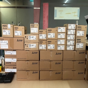 Sản phẩm là sản phẩm Mitsubishi chính hãng hoàn toàn mới giá ưu đãi nhất thái độ phục vụ tốt nhất Mitsubishi PLC FX2N-485 - Product Image 2