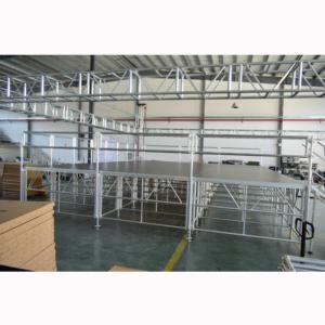 Escenario Modular Portátil de Aluminio para Eventos y Ceremonias, Fácil de Montar, Altura Ajustable, con Superficie Antideslizante, Certificado - Product Image 1