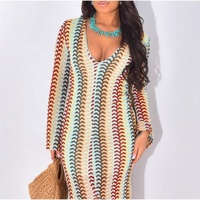 Robe longue élégante pour femme, style vacances, tissée multicolore, col en V, fendue, design unique