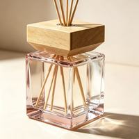 Diffuseur de parfum d'ambiance en verre carré de 16 oz (200 ml) avec bouchon en bois, flacon diffuseur en verre pour huiles essentielles
