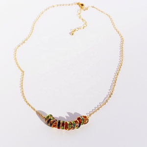 Collier tendance plaqué or sur mesure avec perles de transfert de bijoux de laboratoire, petites zircons, chaîne de clavicule cercle couleur arc-en-ciel vintage - Product Image 6