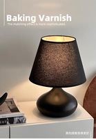Lampe de chevet LED moderne, lampe de nuit, support en céramique E27, corps en fer décoratif, abat-jour en métal pour chambre à coucher