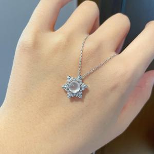 สร้อยคอเงินแท้ S925 พร้อมจี้หยกขาวรูปน้ำเต้า สไตล์จีนแบบใหม่ สองชั้น ประดับเพชรซิคอนใส สวยงาม หรูหรา - Product Image 3