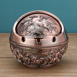 ที่เขี่ยบุหรี่แบบทันสมัยสำหรับบ้านและห้องนั่งเล่น ดีไซน์สร้างสรรค์ ป้องกันเถ้าบุหรี่ฟุ้งกระจาย กลิ่นควันตกค้าง ตกแต่งสวยงาม - Product Image 2