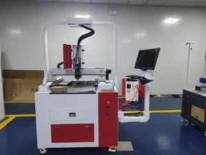 Pequeño CS6050 600*500mm 1000W 1500W Máquina de corte por láser de fibra Corte de aluminio de acero - Product Image 5